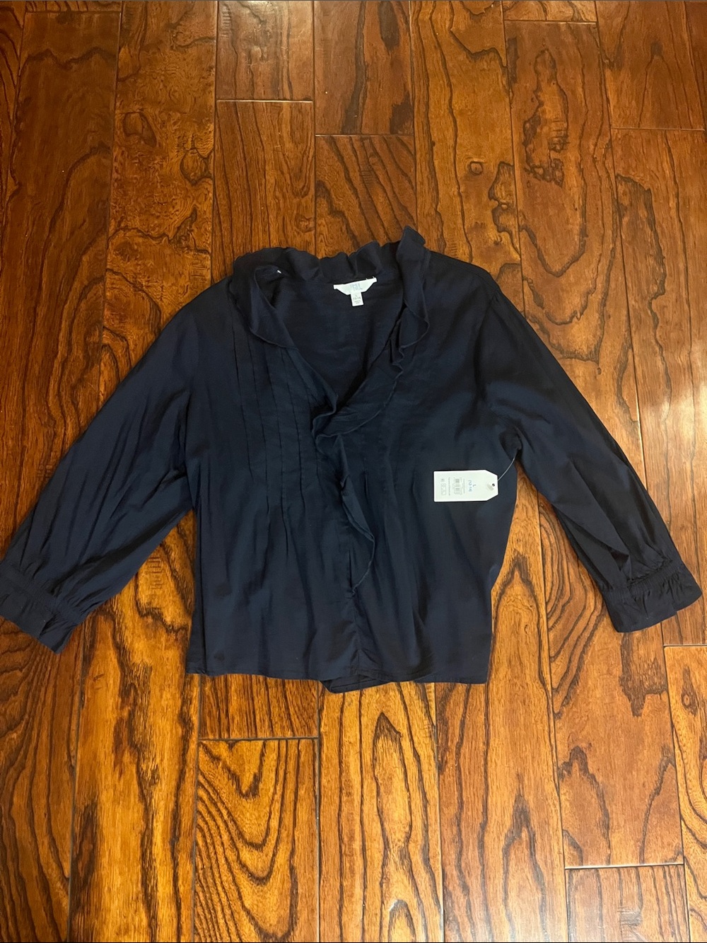 Time and Tru Cotton/Viscose Blend Navy Ruffle V-Neck Blouse